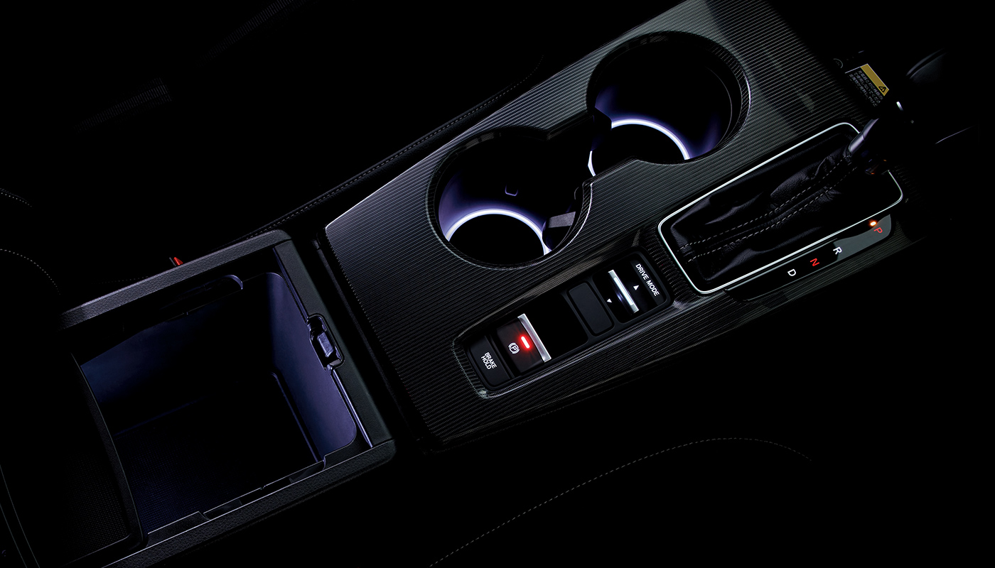 センターコンソールボックス＆ドリンクホルダーイルミネーション