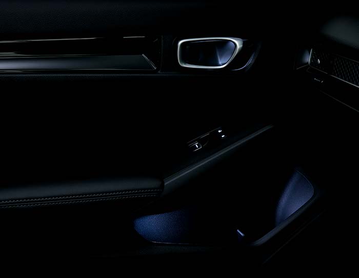 インナードアハンドル＆ドアポケットイルミネーション