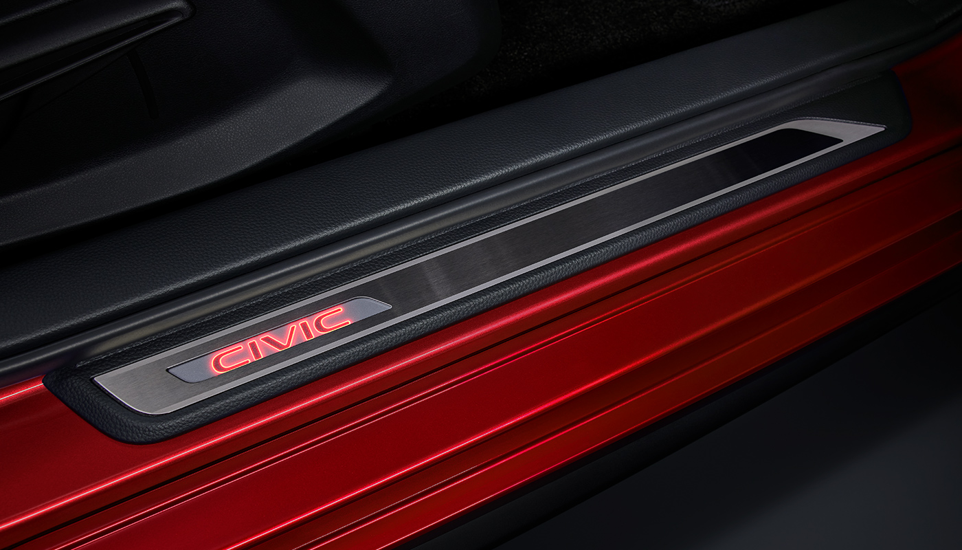 サイドステップガーニッシュ