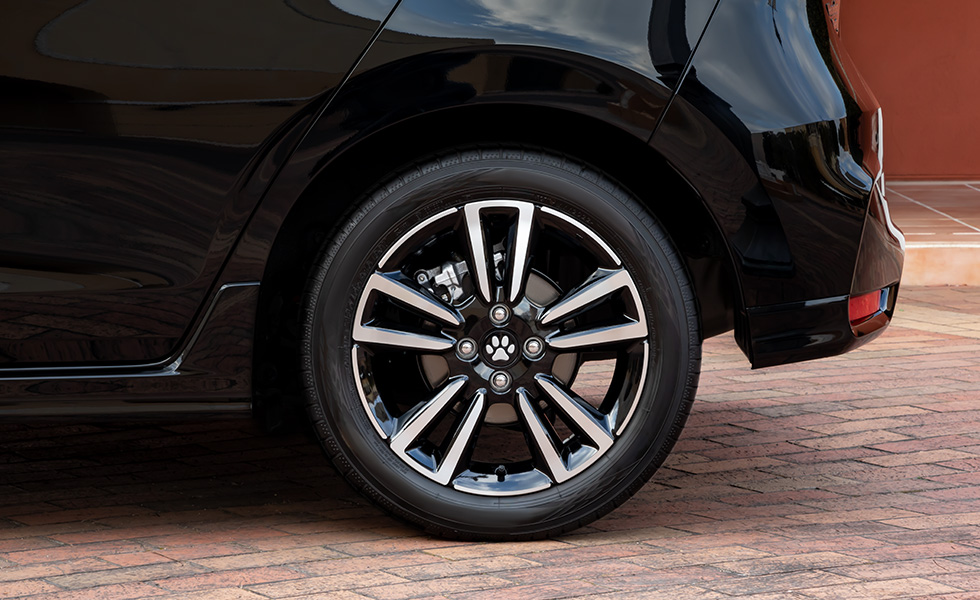 リアタイヤに装着したときのイメージ。