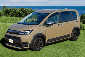 フリード CROSSTAR