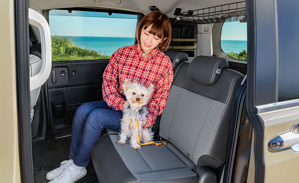 わんこの隣に座ったときのイメージ。