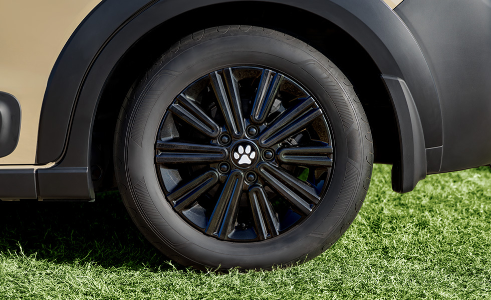 リアタイヤに装着したときのイメージ。