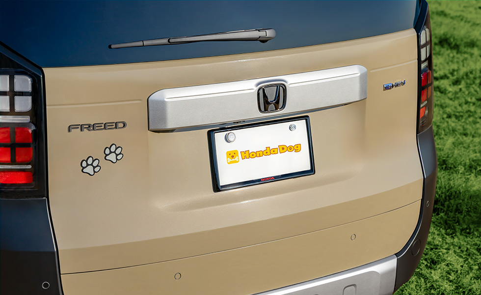 テールゲート左側に装着したときのイメージ。