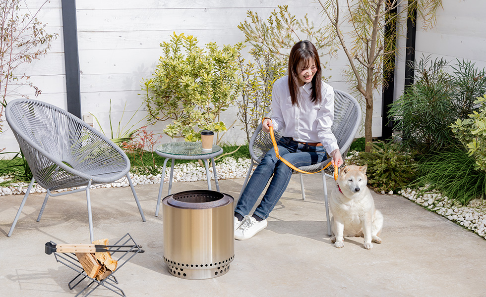 Mサイズは片側に持ち手が付いています。