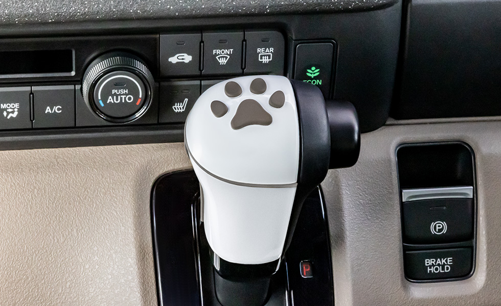 ペットセレクトノブ「しろ」。