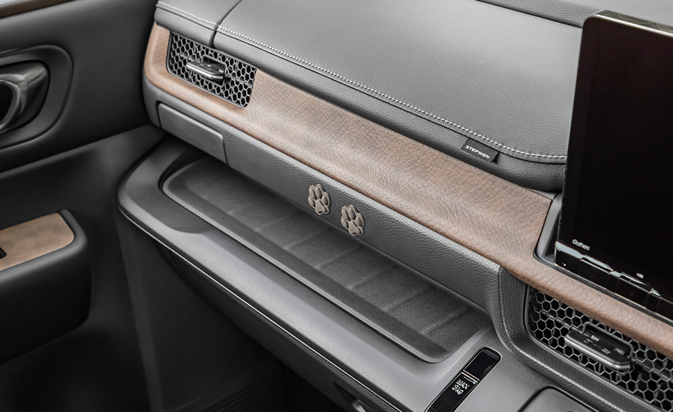 運転席から見たイメージ。