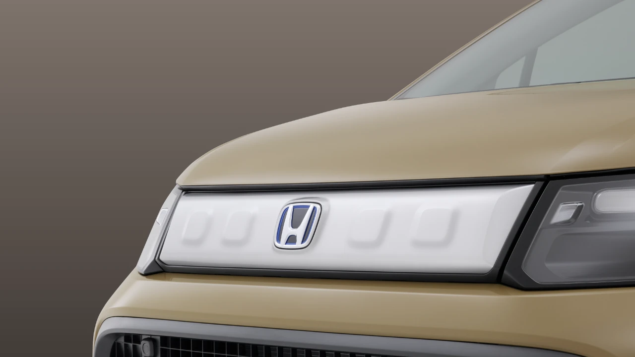 アクセサリー非装着車