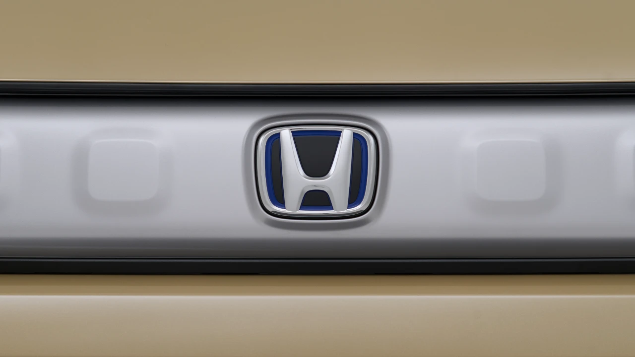 アクセサリー非装着車