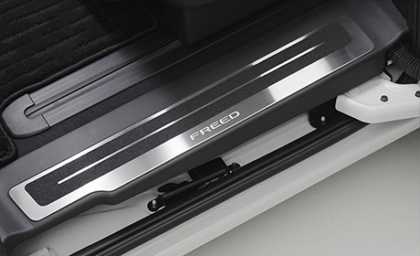 サイドステップガーニッシュカバー