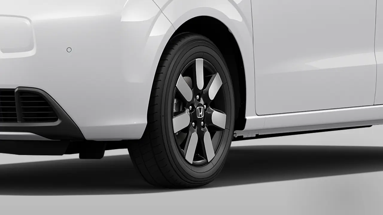 アクセサリー非装着車