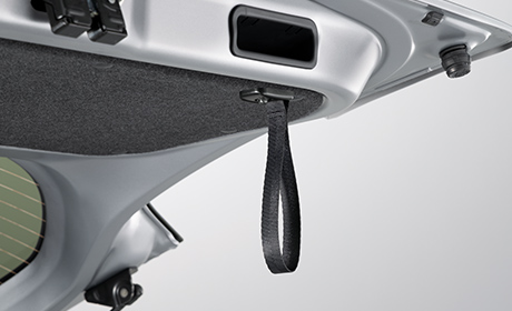 テールゲートストラップ