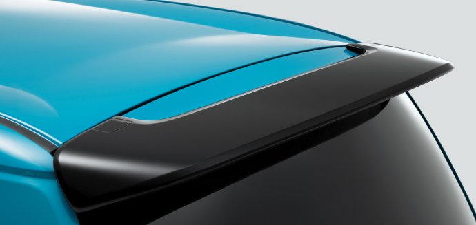 テールゲートスポイラー写真