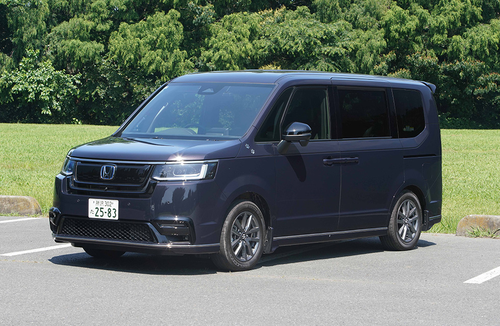 STEP WGN SPADA �i�����A�N�Z�T���[�����ԁj