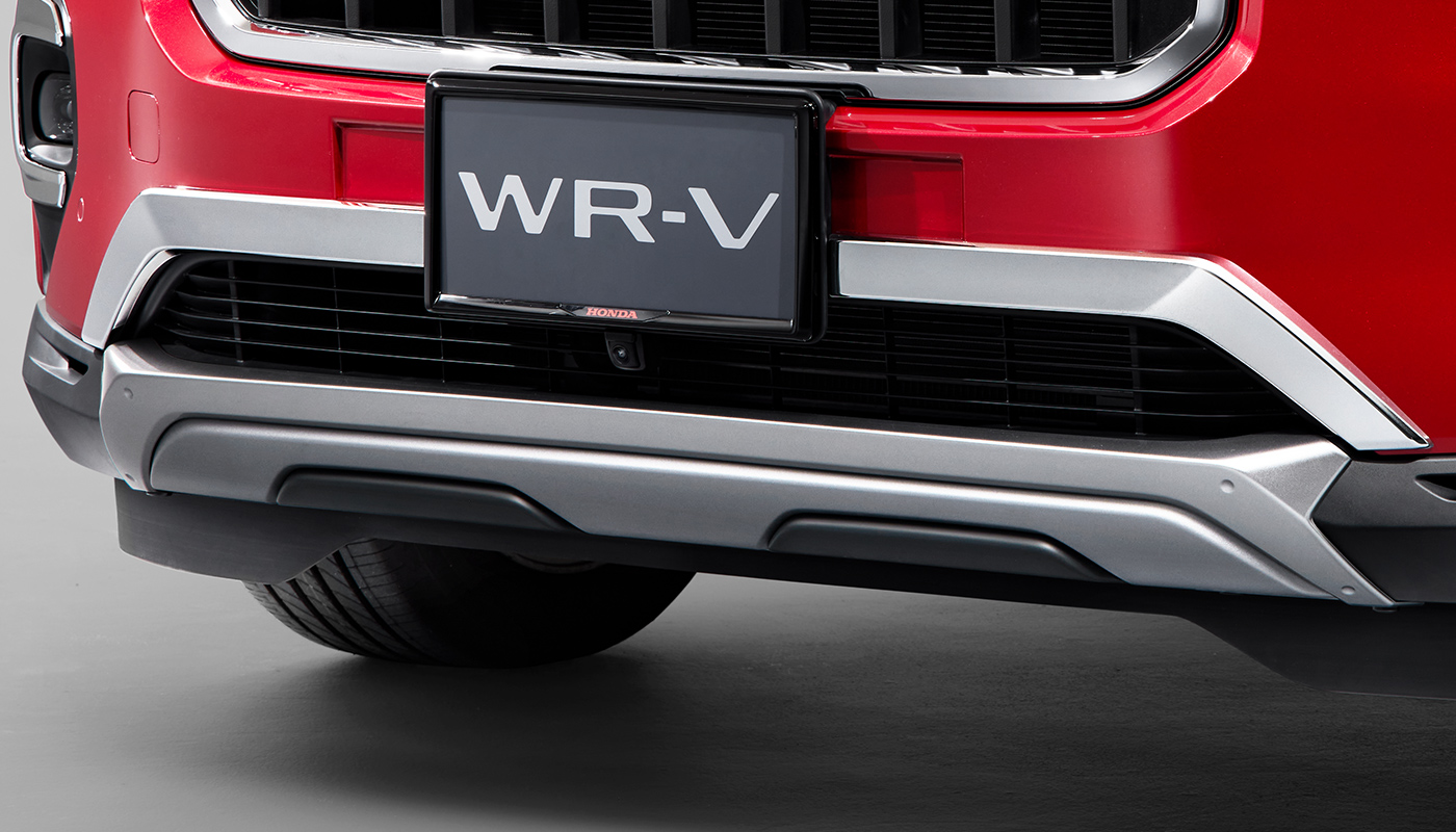 フロントロアーガーニッシュ