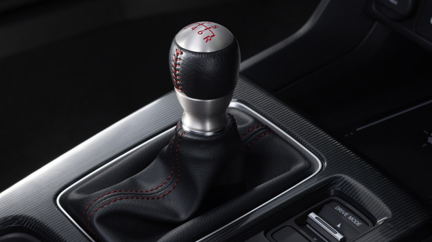 本革巻アルミシフトノブ〈レッドステッチ〉