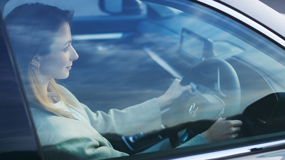 モーターならではの爽快なドライビング