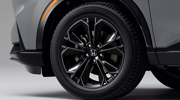 19インチ ノイズリデューシングアルミホイール〈ベルリナブラック+ダーク切削クリア〉