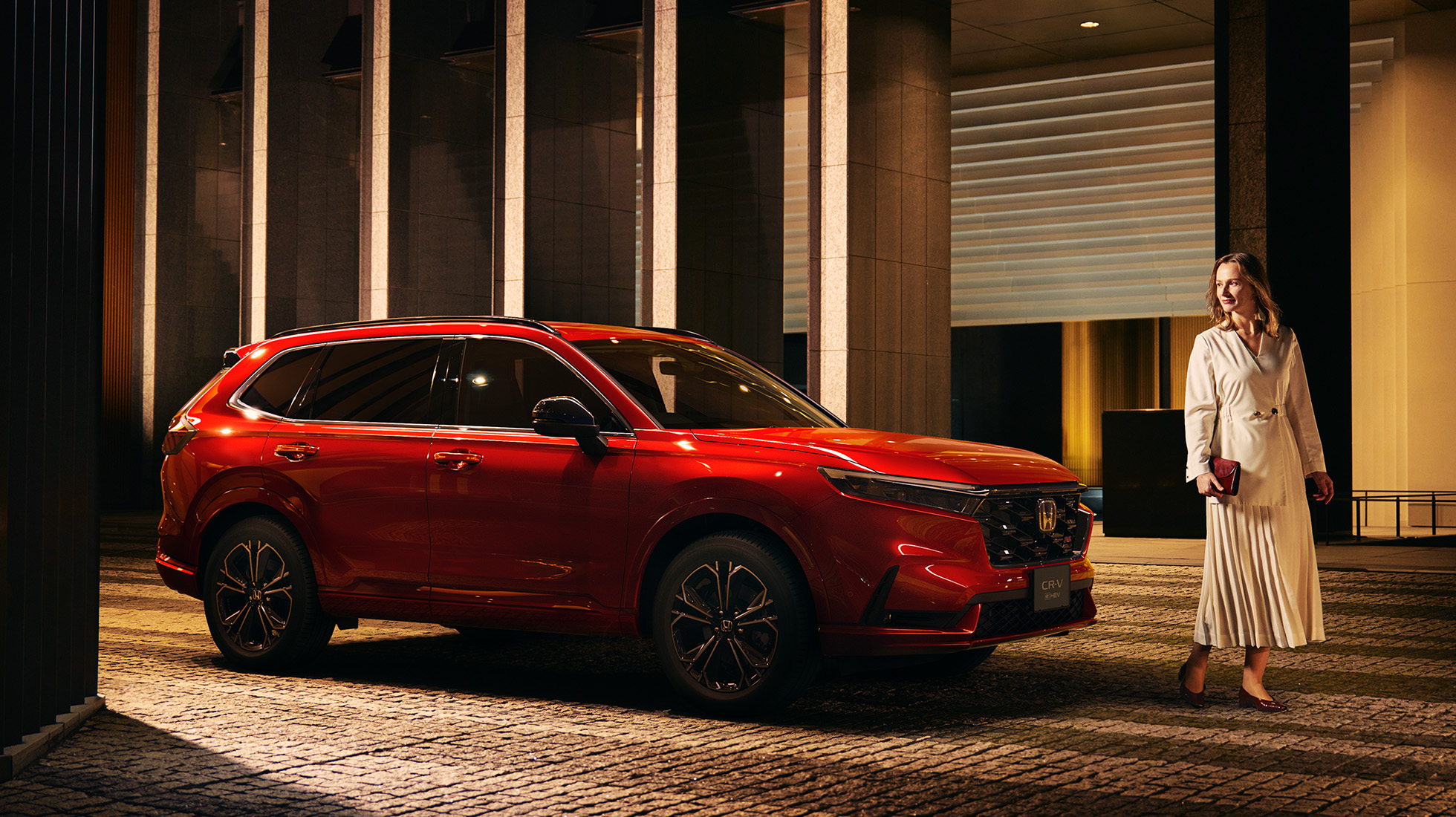 Photo：e:HEV RS（FF） ボディーカラーはブレイジングレッド・パール