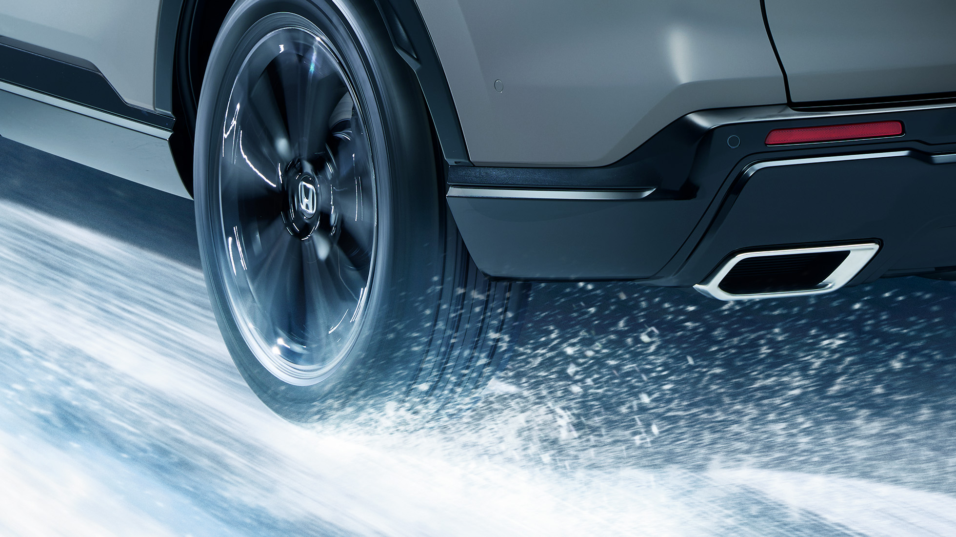 e:HEV×リアルタイムAWD〈4WD車〉