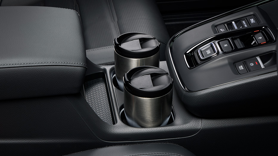 ドリンクホルダー（センターコンソール）