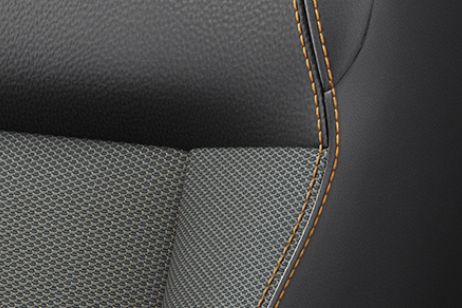 CROSSTAR専用コンビシート(プライムスムース×ファブリック)&専用インテリア