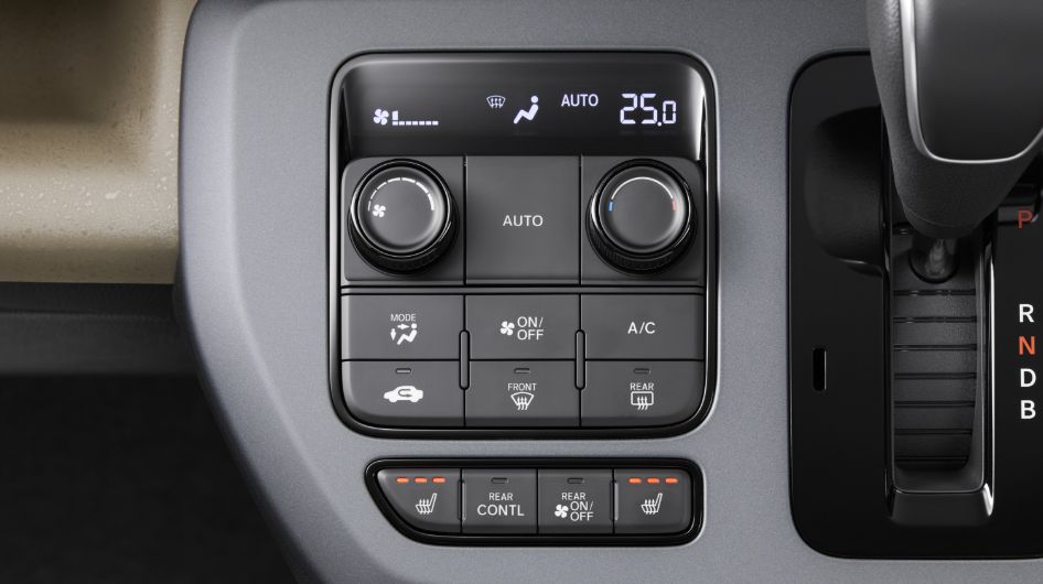 オートエアコンに連動するシートヒーター