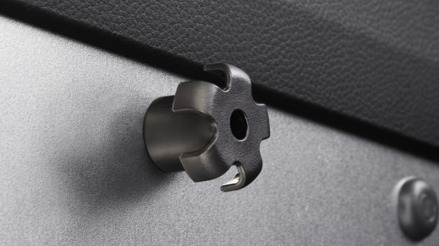 ■ユーティリティーフック（ディーラーオプション）装着時。