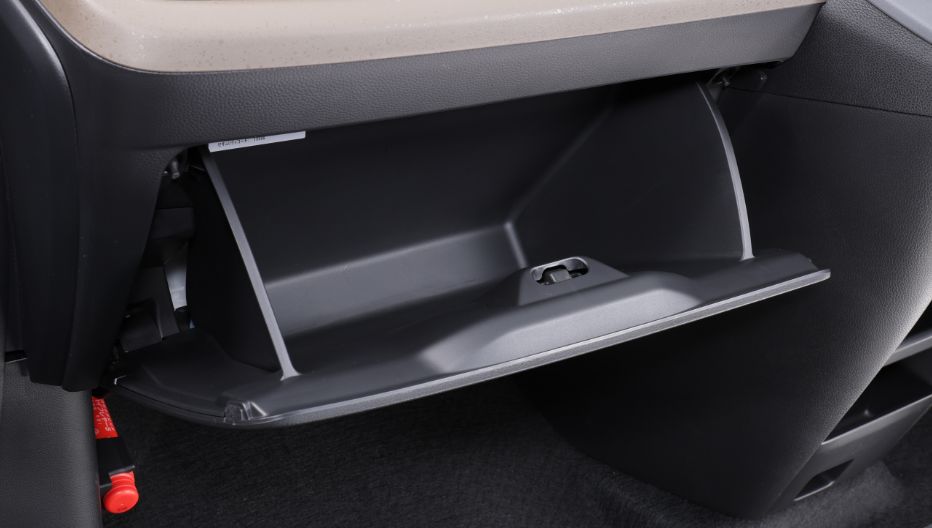 グローブボックス