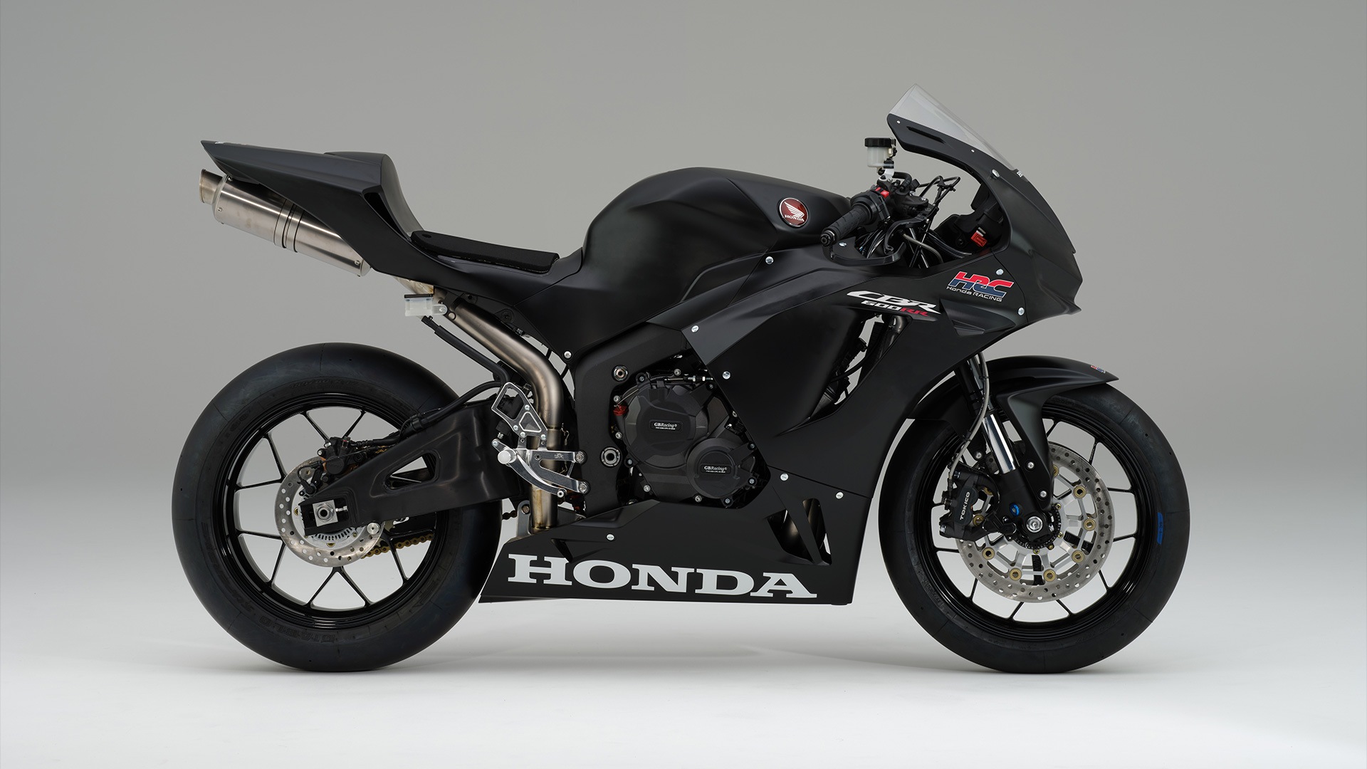 CBR600RR レースベース車 ※レース専用部品を組み込んだイメージ画像です。販売時期・仕様・価格については、各HRCサービスショップにお問い合わせください。