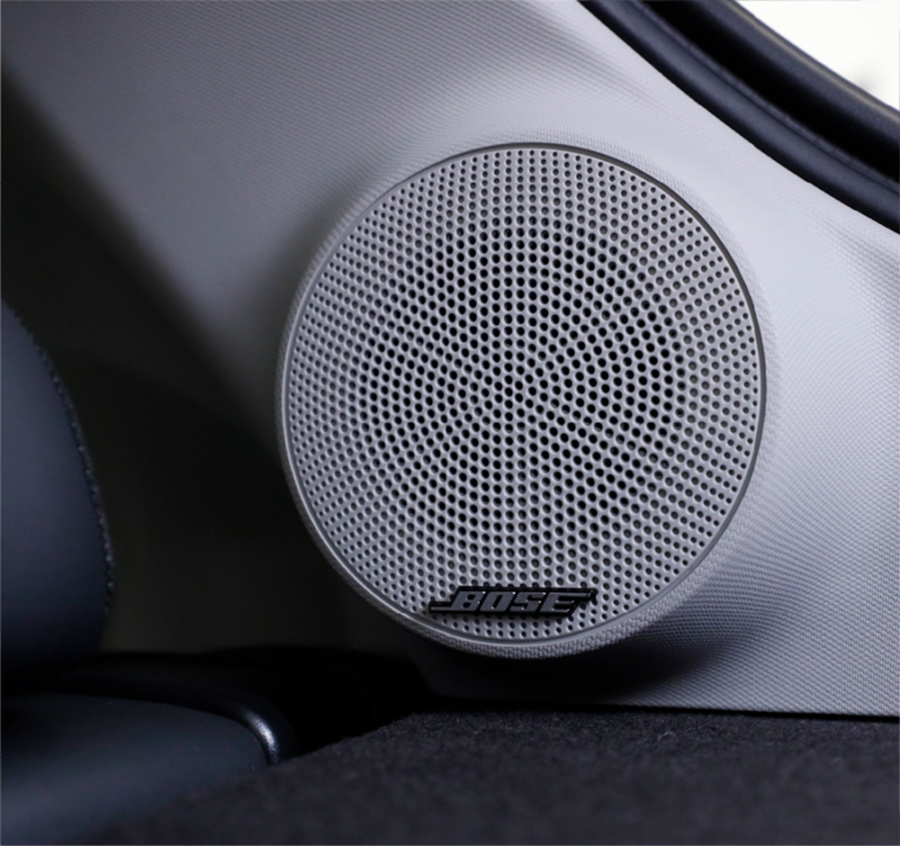 ミッドレンジスピーカー（8cm）