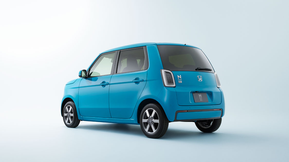 Photo：e: L　ボディーカラーはチアフルグリーン