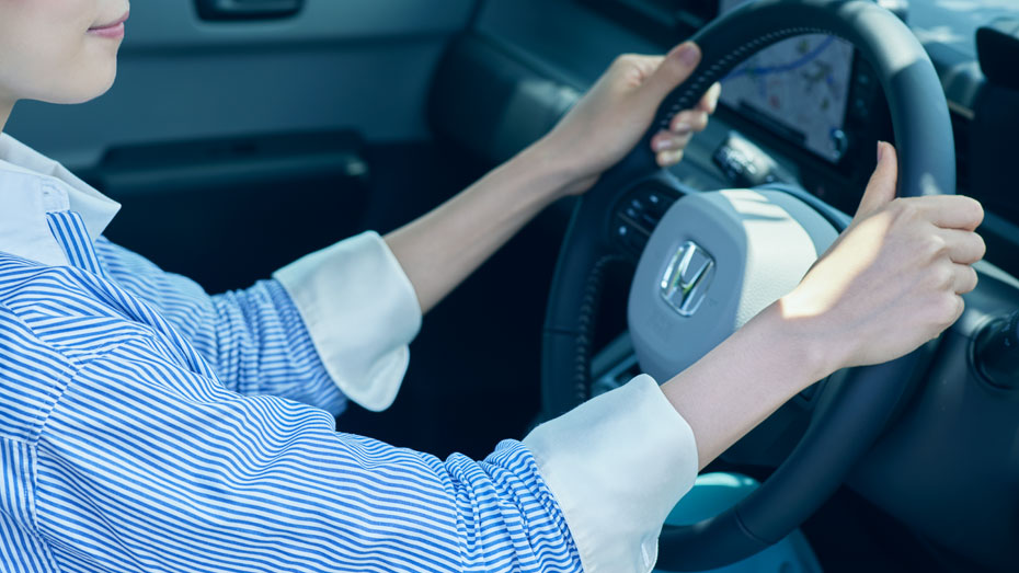 ドライビングポジション
													