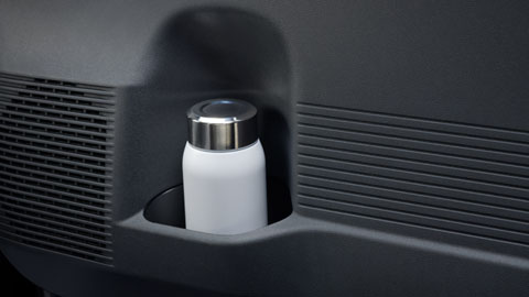 ボトルホルダー付ドアポケット（全ドア）