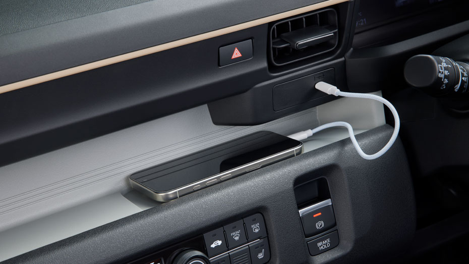 インパネワイドトレー