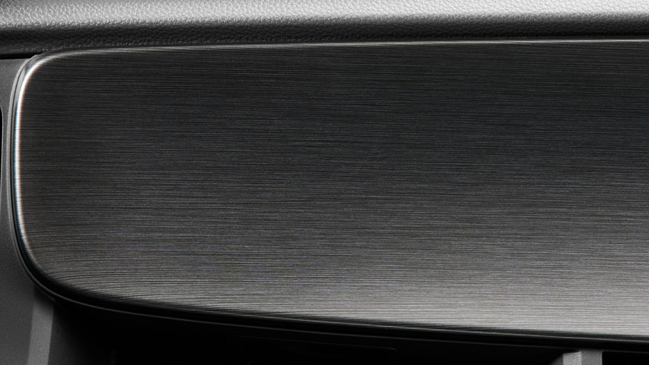 インパネガーニッシュ