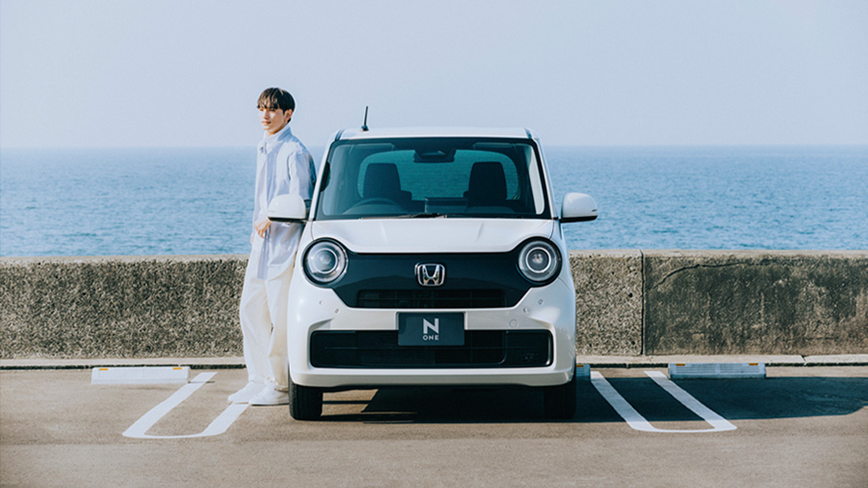 Photo：Original（FF） ボディーカラーはプラチナホワイト・パール