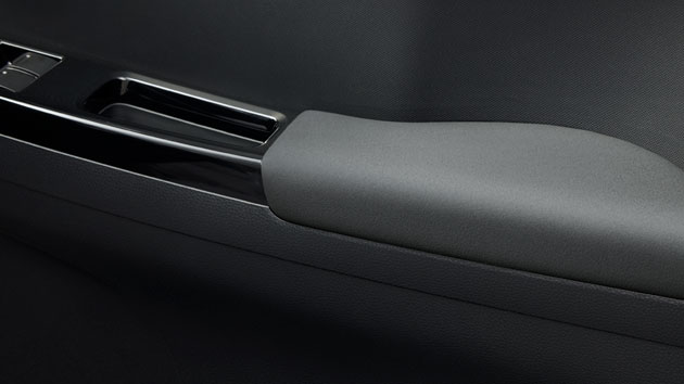 [画像]フロントドアアームレスト