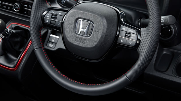 [画像]本革巻ステアリングホイール（ティンプルレザー＆スムースレザー）