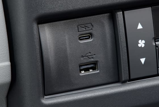 充電用USBジャック（Type-C〈3A〉）