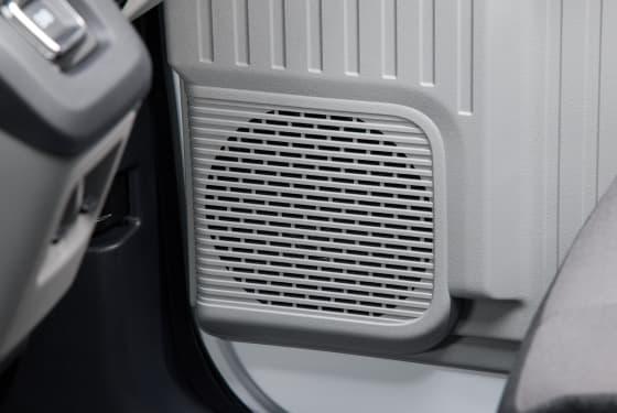 フロント1スピーカー（運転席側）