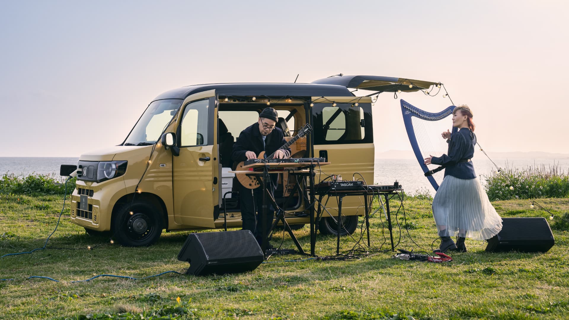 e: FUNイメージ写真