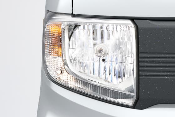 マルチリフレクターハロゲンヘッドライト（マニュアルレベリング/オートライトコントロール機構付）