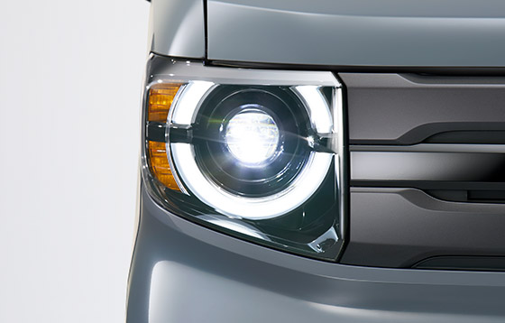 フルLEDヘッドライト（プロジェクタータイプ〈マニュアルレベリング/オートライトコントロール機構付〉）