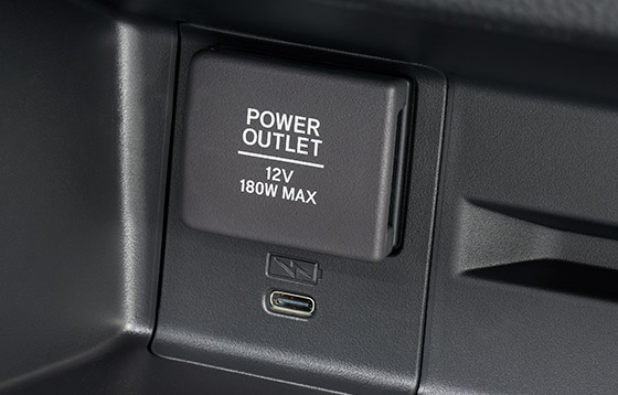 充電用USBジャック（急速充電対応タイプ2個付）