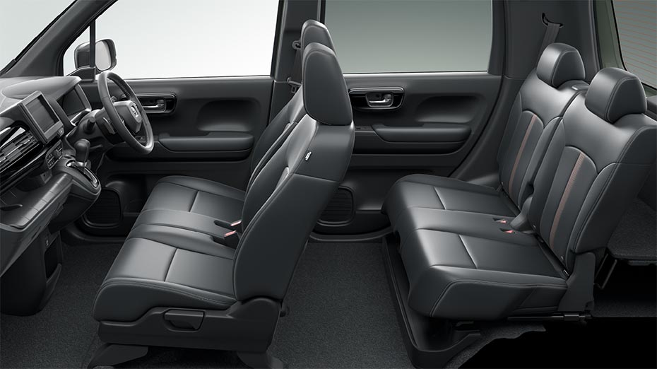 N-WGN CUSTOM L・ターボ 特別仕様車 BLACK STYLE（FF）