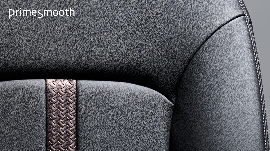 より上質な空間を引き立てるカスタム専用シート。