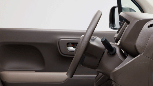 理想の姿勢で、運転しやすく。