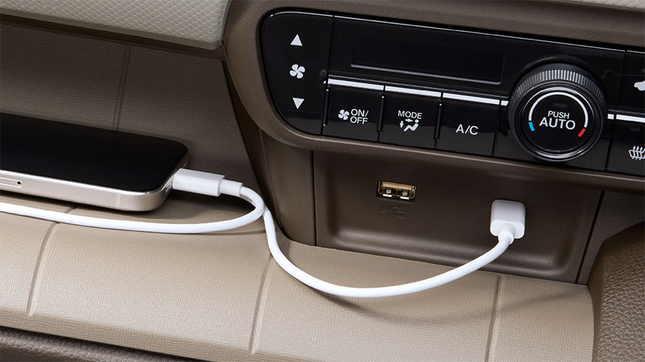 インパネトレー（助手席側）