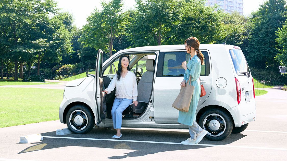 助手席回転シート車